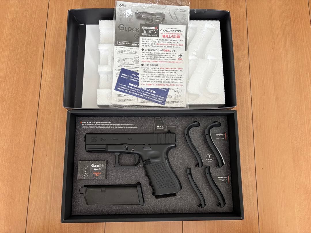 【美品】東京マルイ GLOCK19 Gen.4 グロック ハンドガン ガスガン