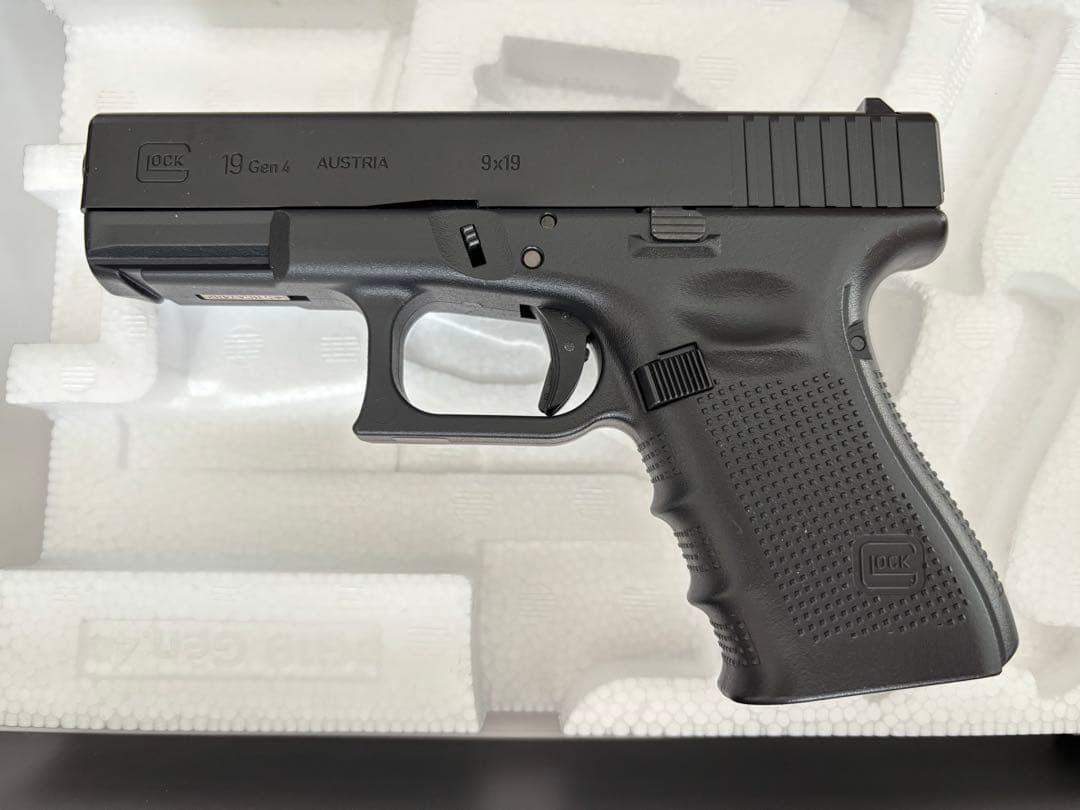 【美品】東京マルイ GLOCK19 Gen.4 グロック ハンドガン ガスガン