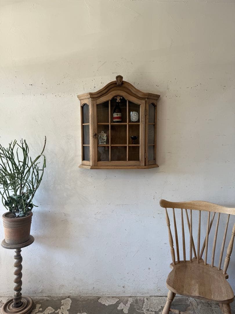 年末・年始SALE ビンテージ ウォールガラスキャビネット 剥離