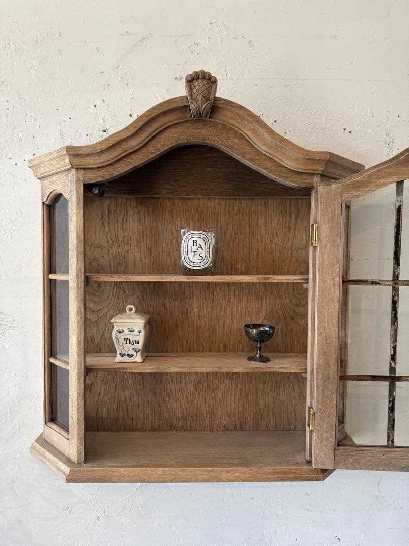 年末・年始SALE ビンテージ ウォールガラスキャビネット 剥離