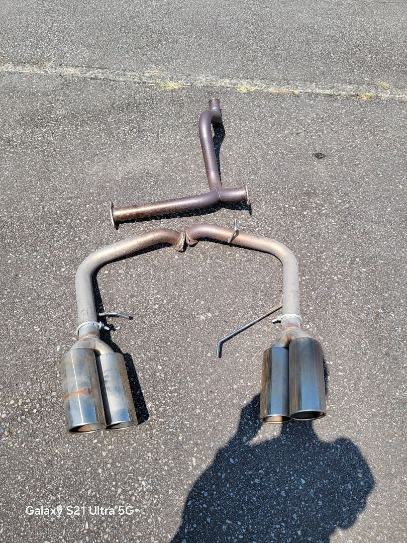 LCさん専用　　ランドクルーザー100　デュアルマフラー