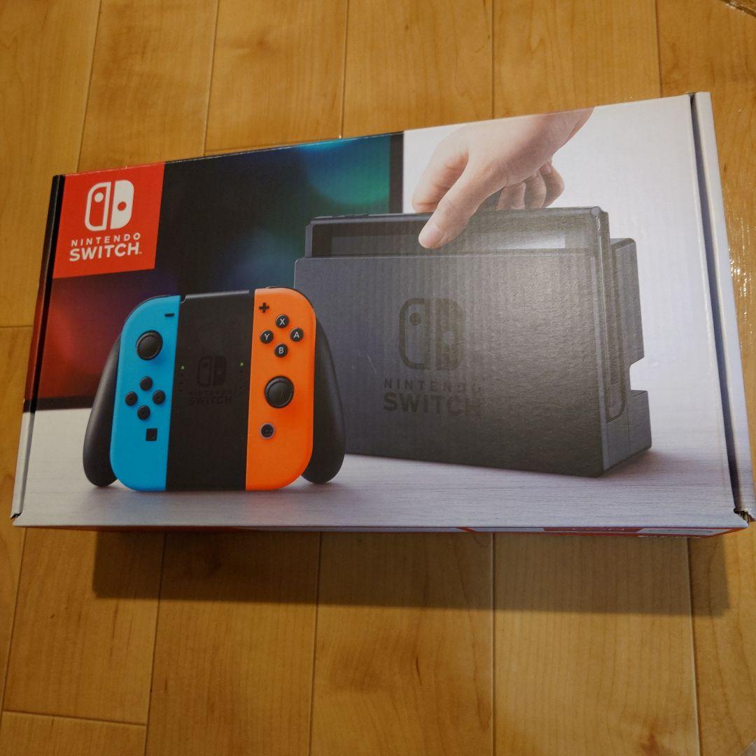 Nintendo Switch 本体 のみ（Joy-Conなし）
