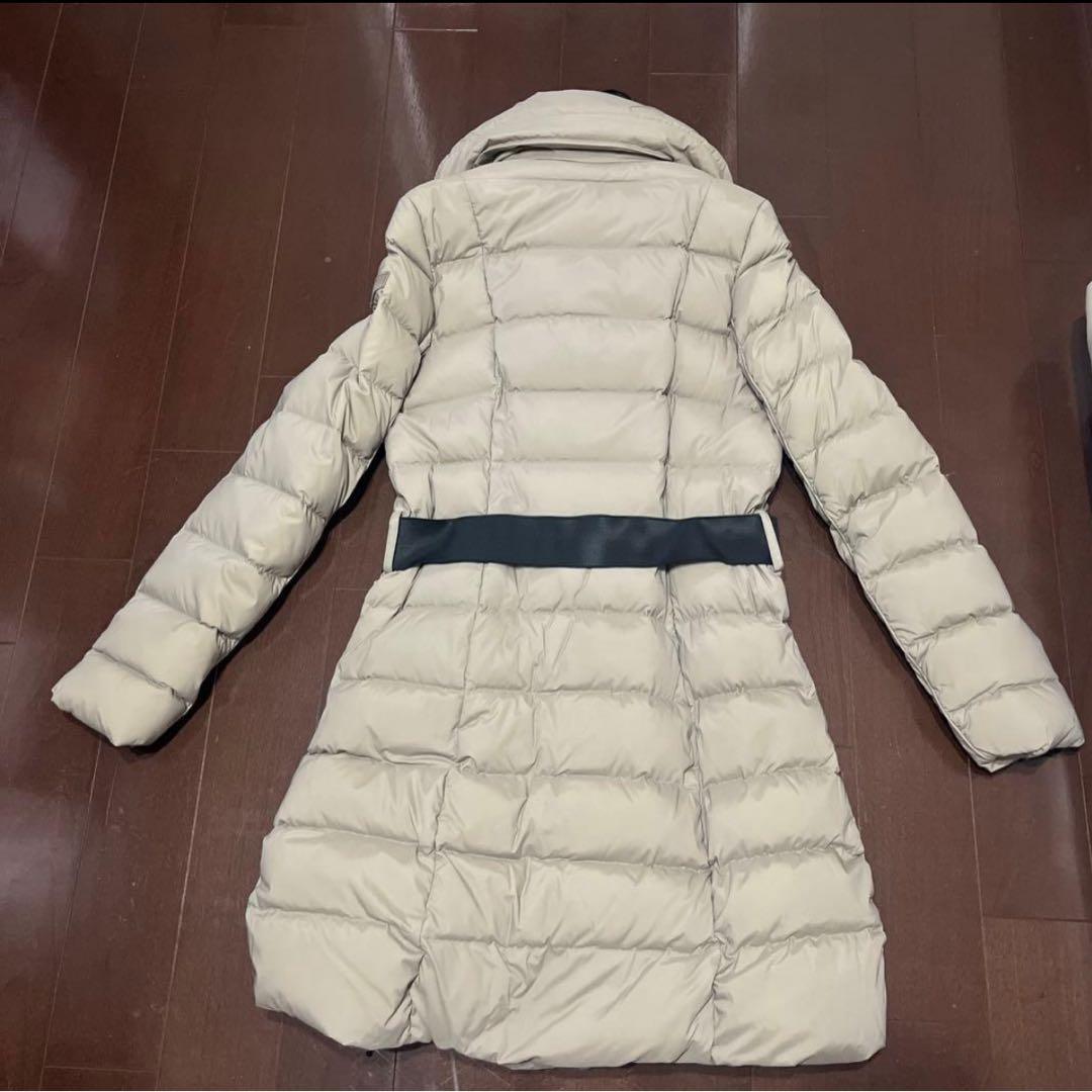 【美品】TATRAS タトラス　ベージュ ダウンコート　女優襟　アウター