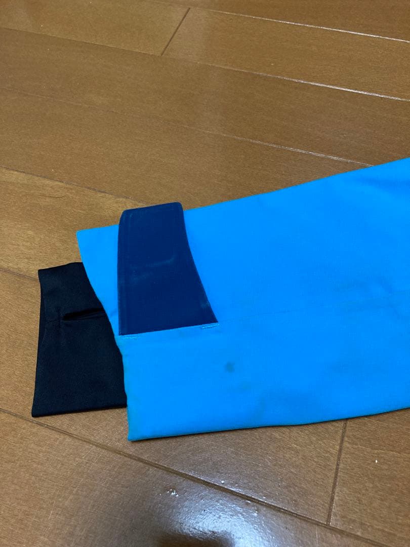 オンヨネ　スキーウェア　上下セット　デモチーム　サイズ4S 中古