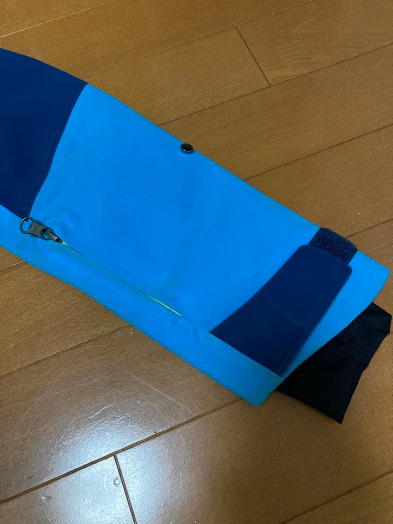 オンヨネ　スキーウェア　上下セット　デモチーム　サイズ4S 中古