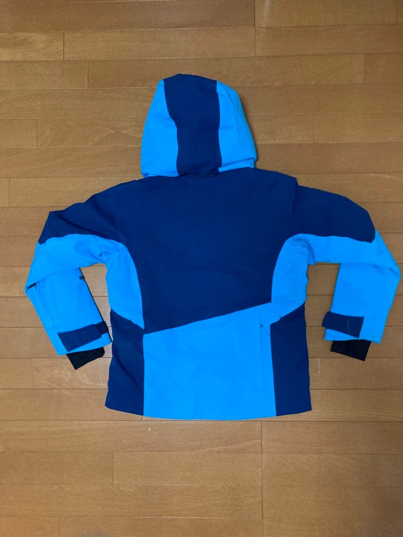 オンヨネ　スキーウェア　上下セット　デモチーム　サイズ4S 中古