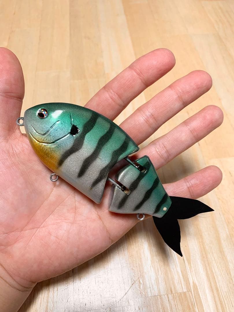 専用　UFギル　ハンドメイドルアー