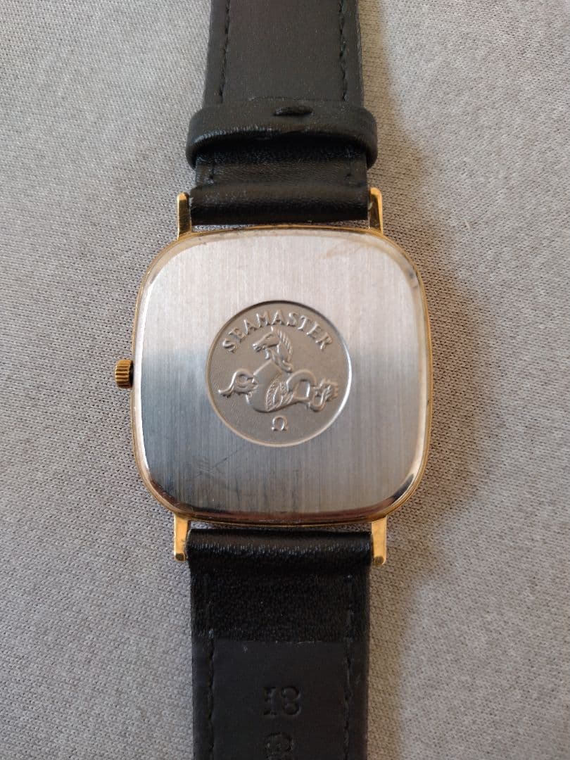 ぽ*け様 OMEGA Seamaster クォーツ　デイト 腕時計 ゴールド