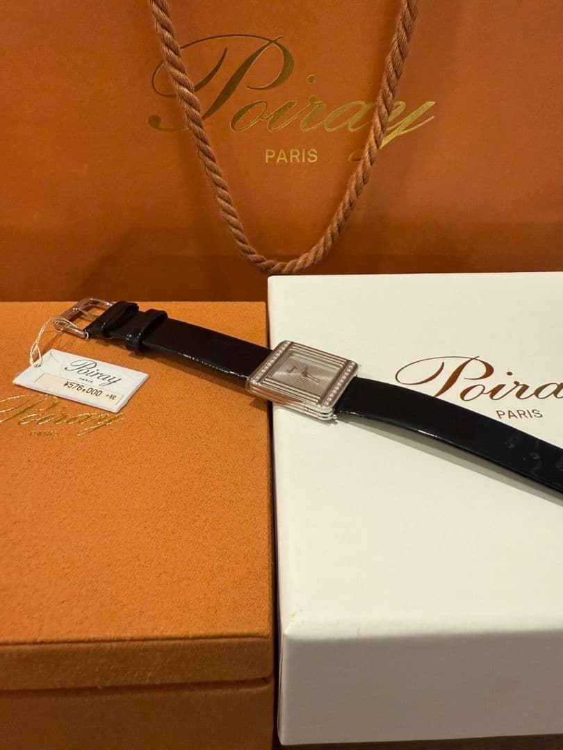 Poiray スクエア型 ダイヤブラックレザー腕時計