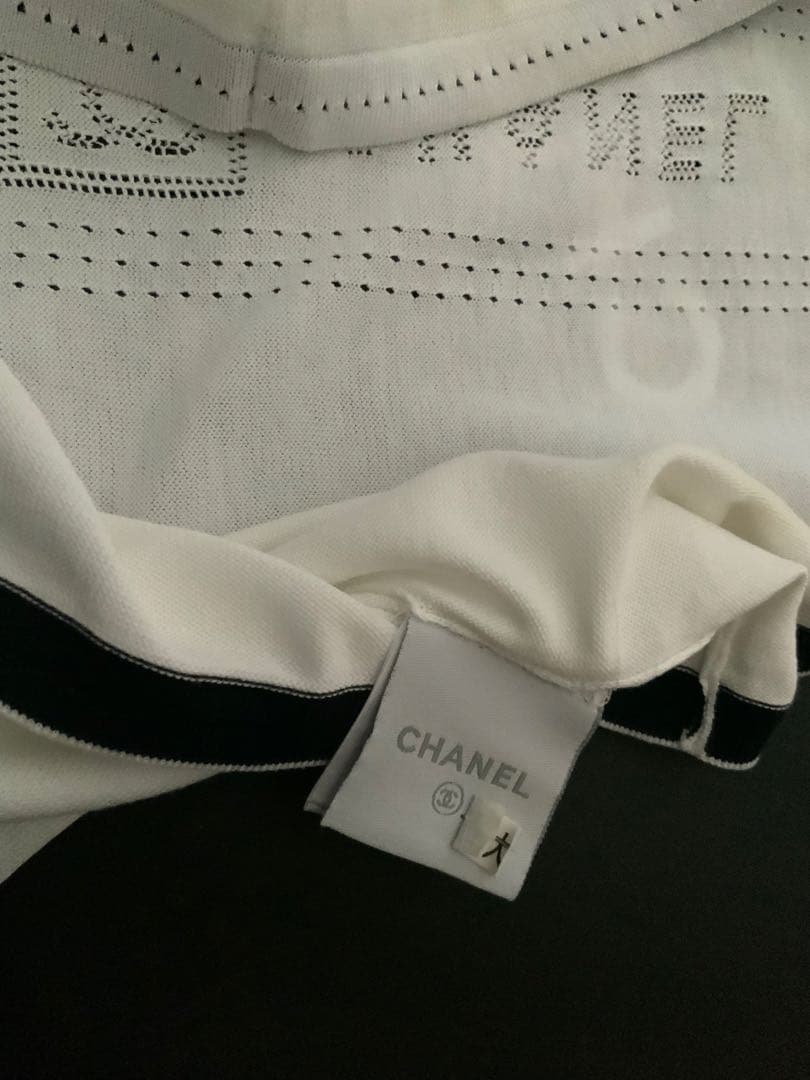 シャネルホワイトキャミソール ロゴ　36