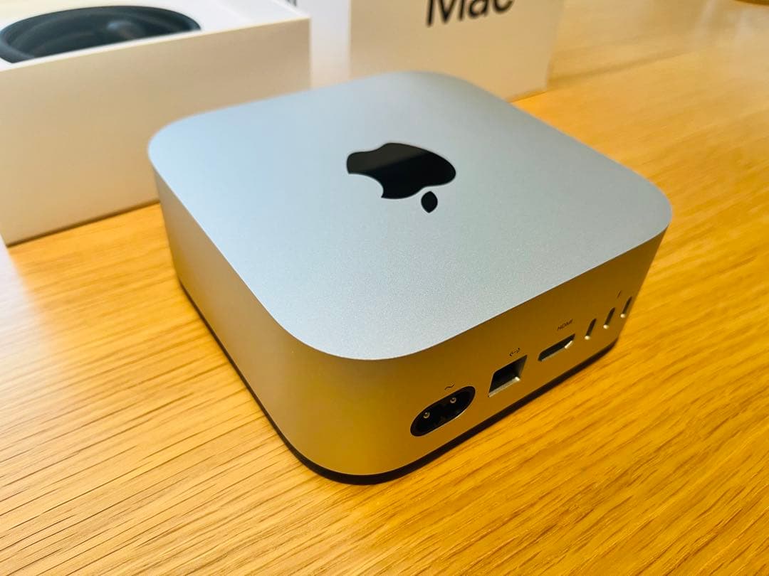 Apple M4 Mac mini（メモリ32GB 、SSD512GB