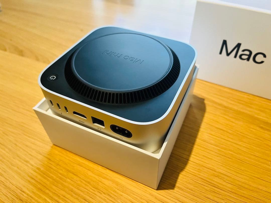 Apple M4 Mac mini（メモリ32GB 、SSD512GB