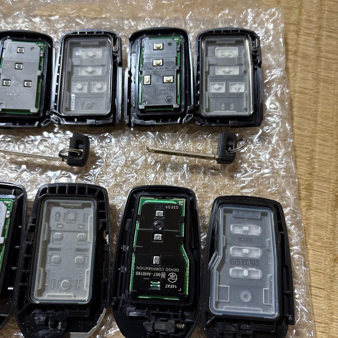 トヨタ　スマートキー　ジャンクセット　B