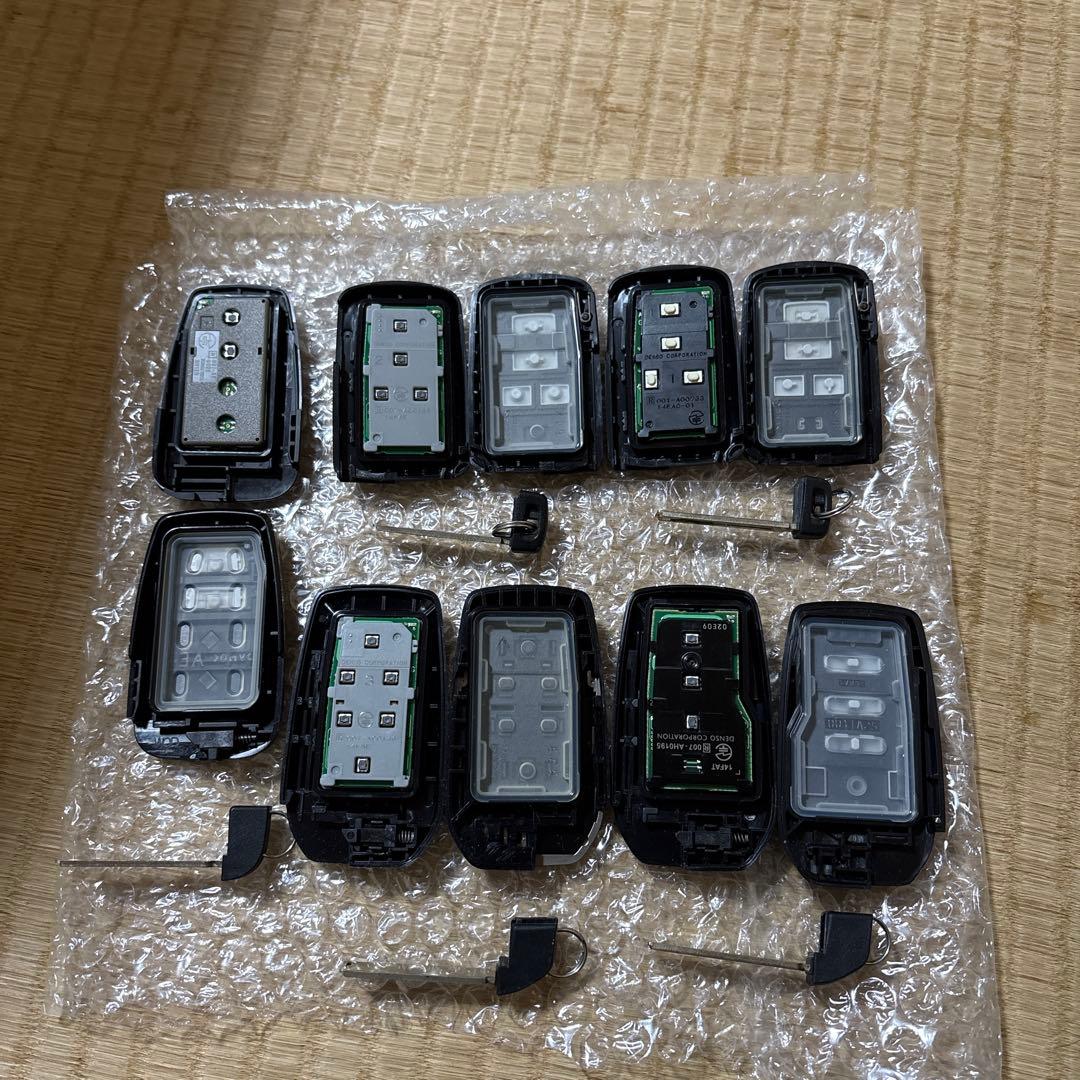 トヨタ　スマートキー　ジャンクセット　B