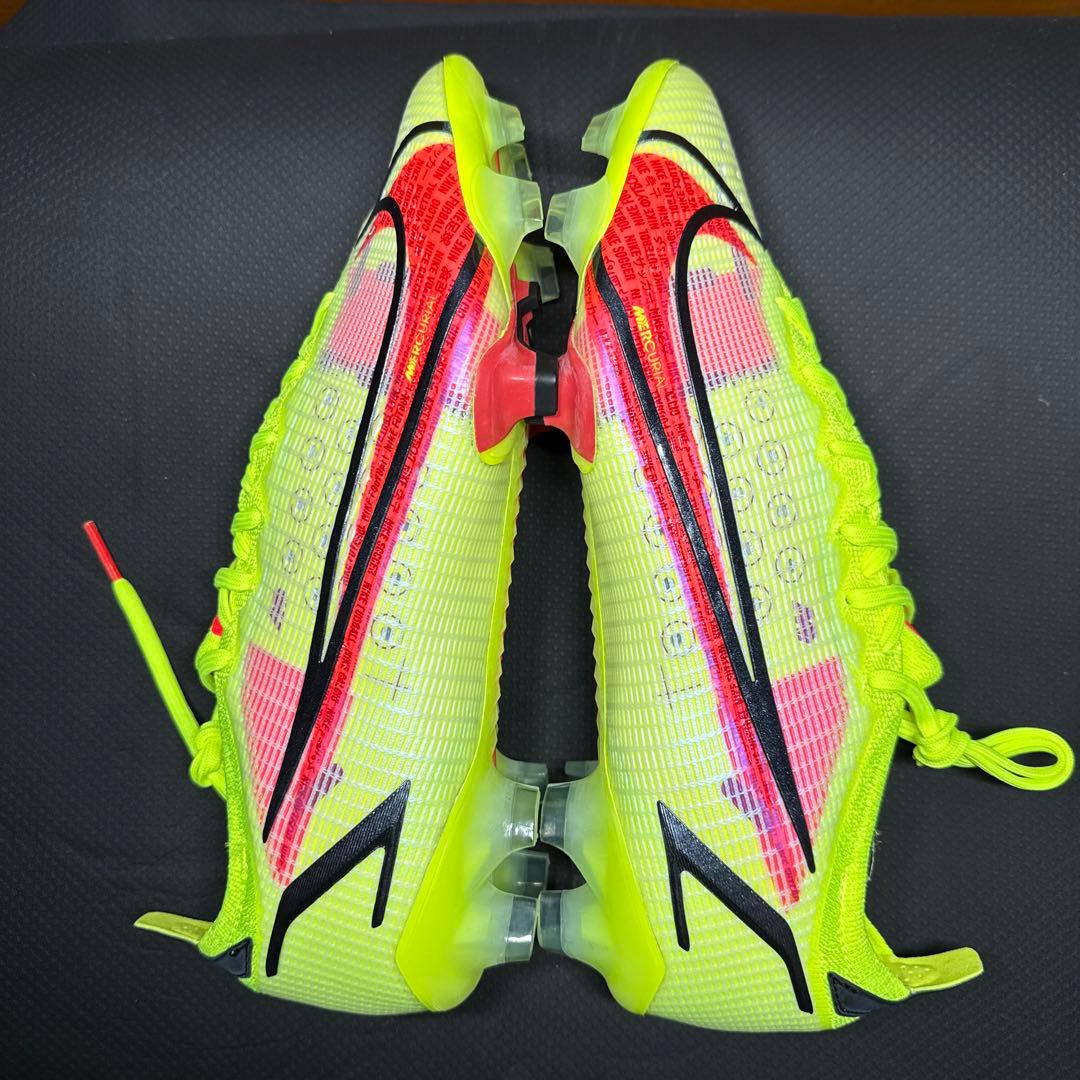 ナイキマーキュリアルFG