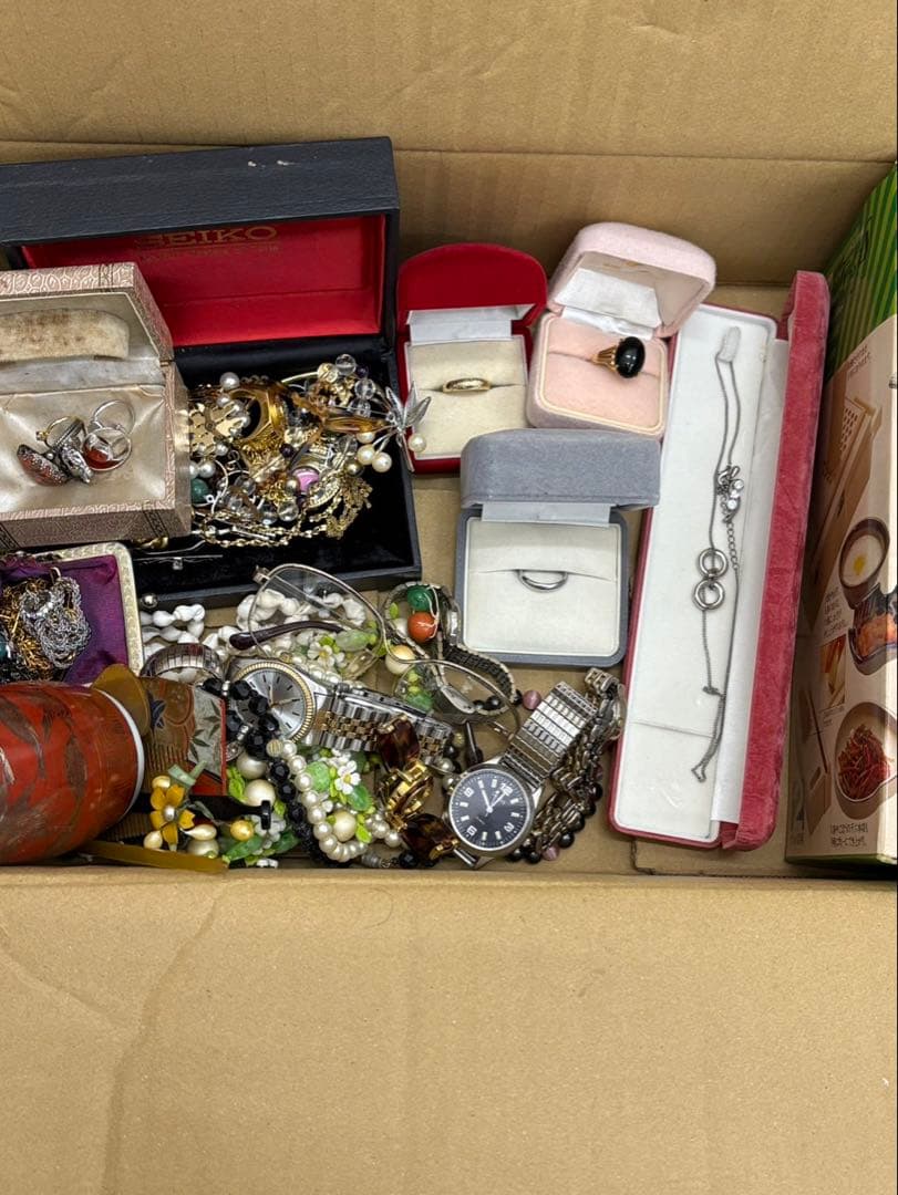 遺品整理　まとめ売り