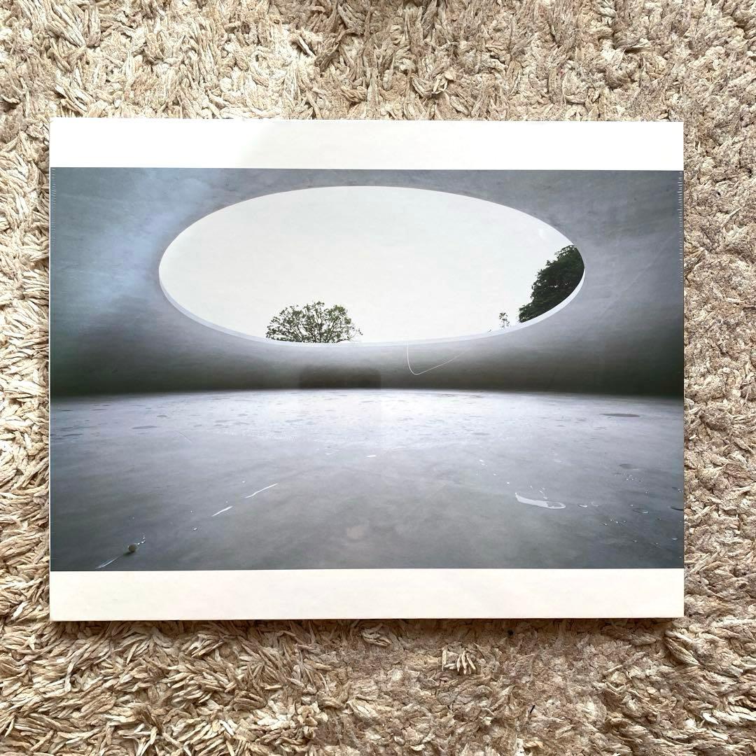 【新品/ビニール未開封】豊島美術館 写真集　絶版本