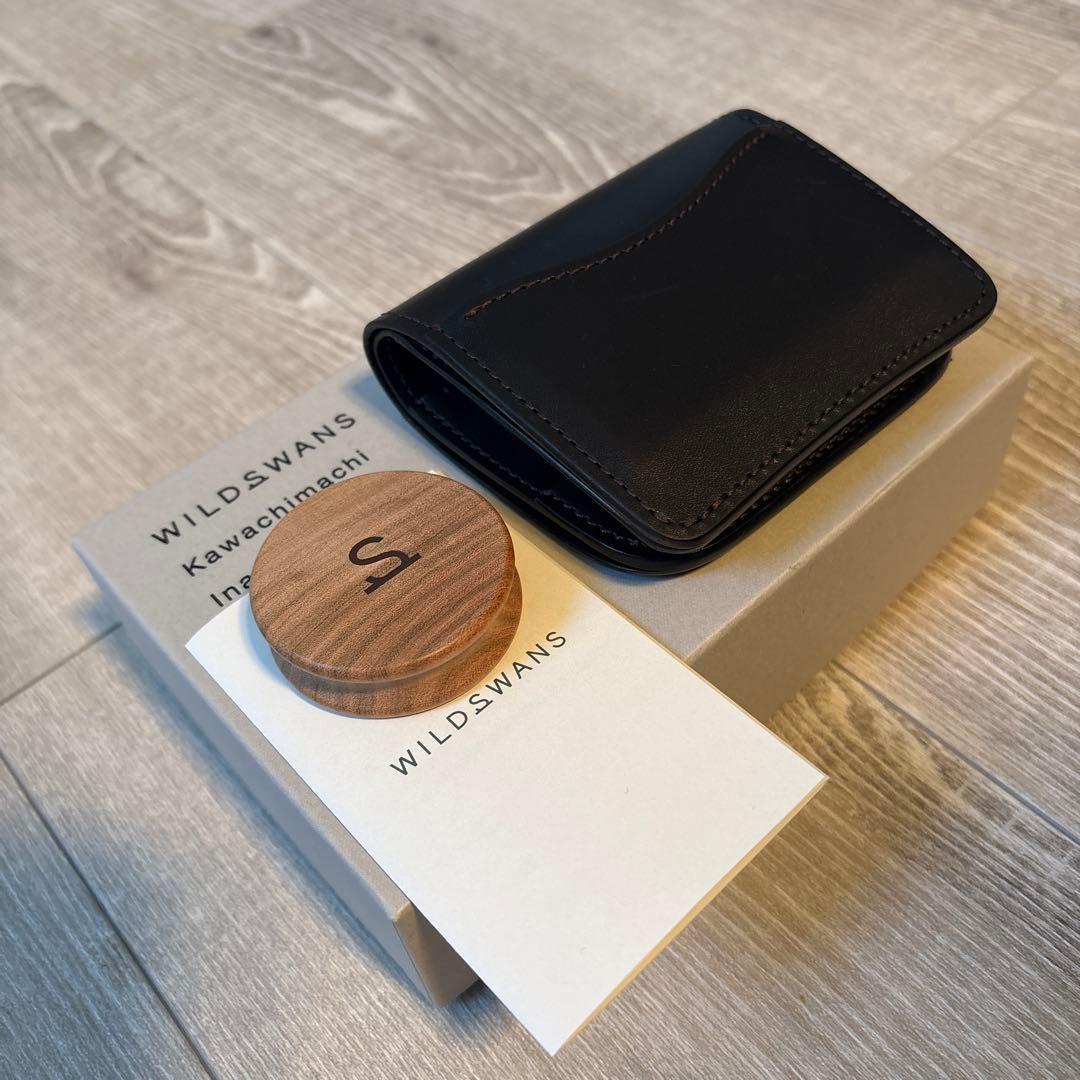 ワイルドスワンズ　財布　黒　CASA