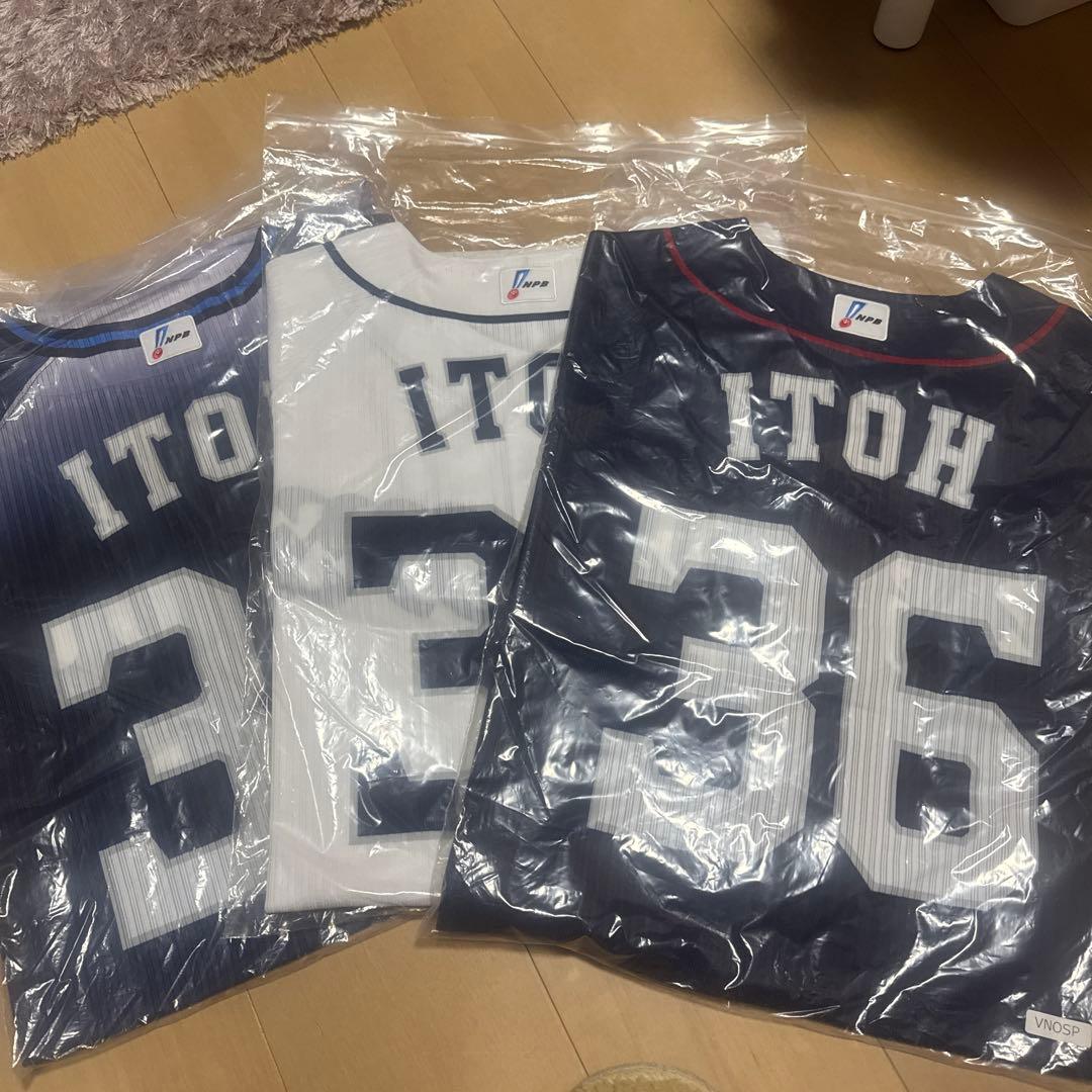 埼玉西武ライオンズ伊藤翔球団支給品伊藤翔3セットファーストセカンドサードユニ