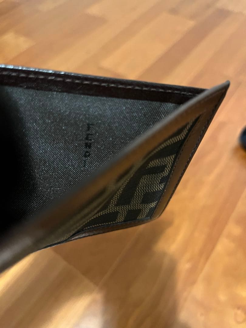 Fendi 二つ折り財布 ブラック/ブラウン