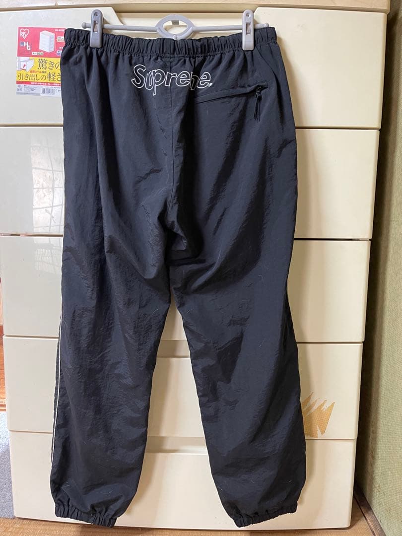 Supreme トラックナイロン ブラックパンツ