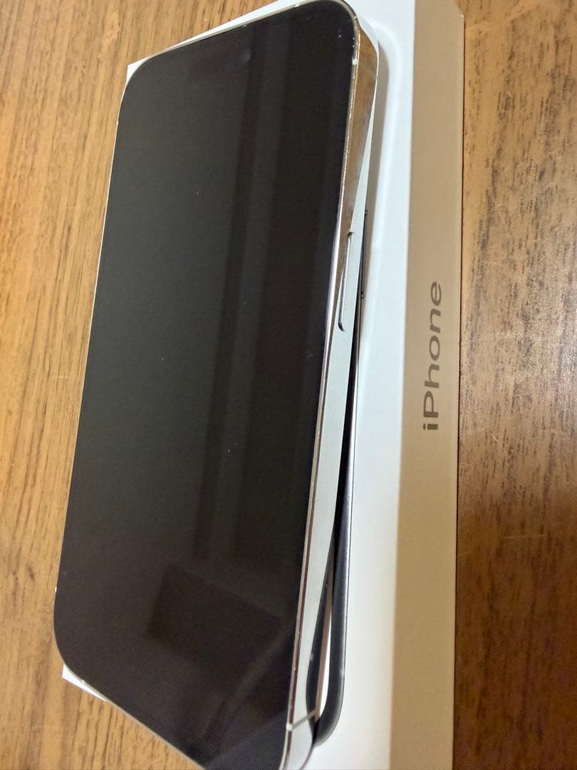iPhone14pro 256GB シルバー SIMフリー 箱 充電ケーブルつき