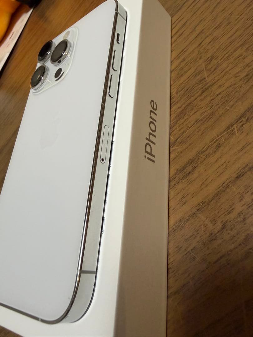 iPhone14pro 256GB シルバー SIMフリー 箱 充電ケーブルつき