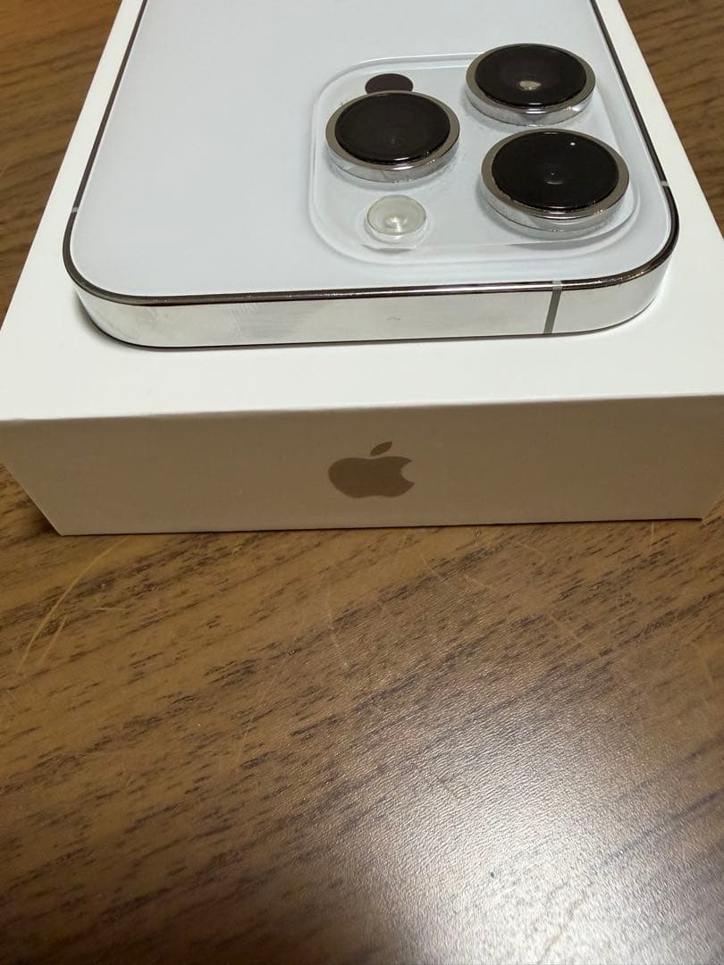 iPhone14pro 256GB シルバー SIMフリー 箱 充電ケーブルつき