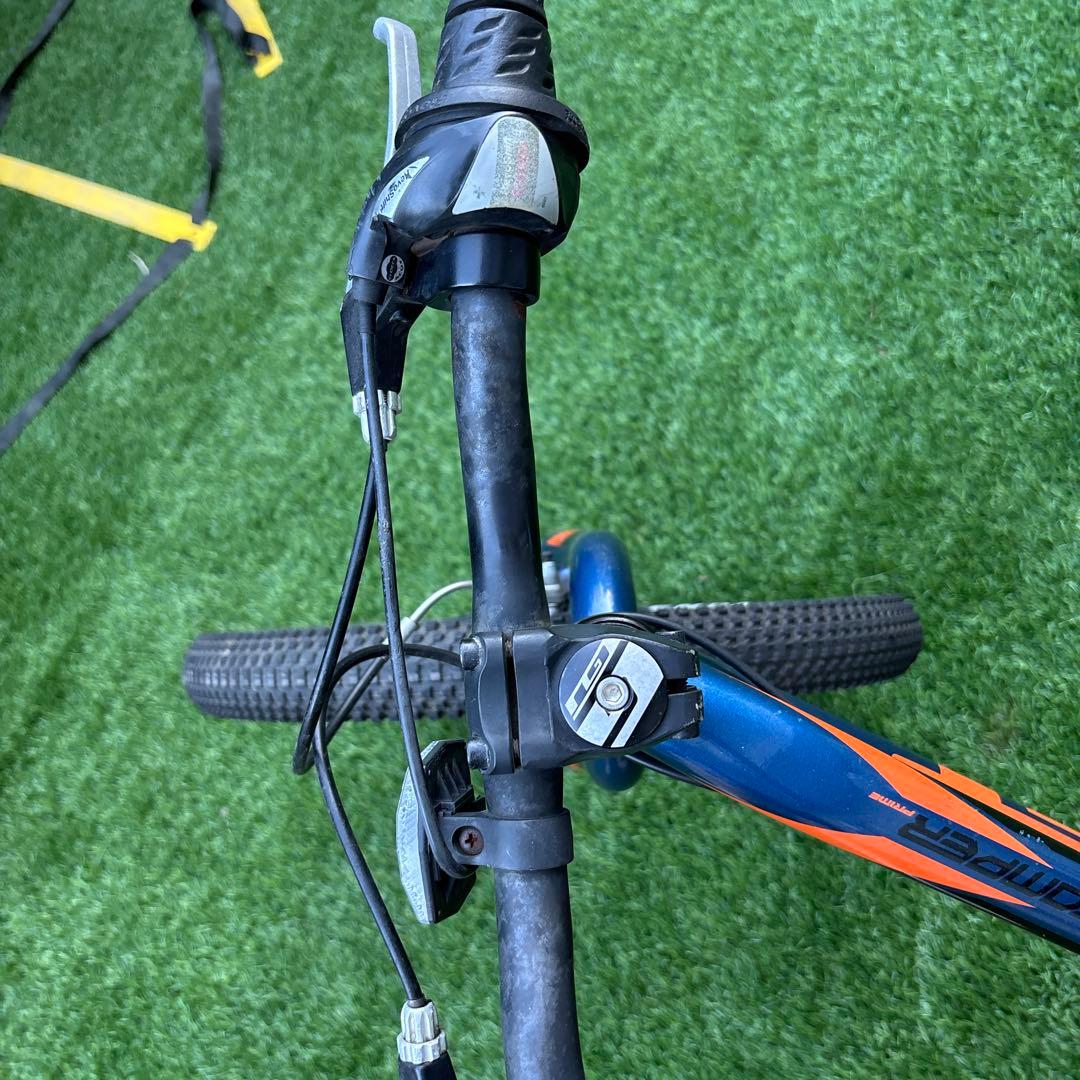 GT STOMPER primeキッズバイク 20インチ 青/オレンジ