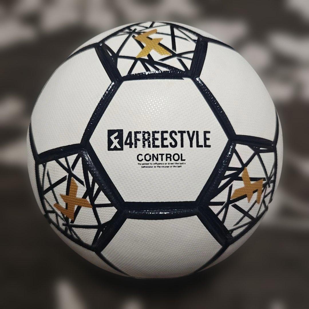 コントロールボール V4 ホワイト フリースタイル用 5号