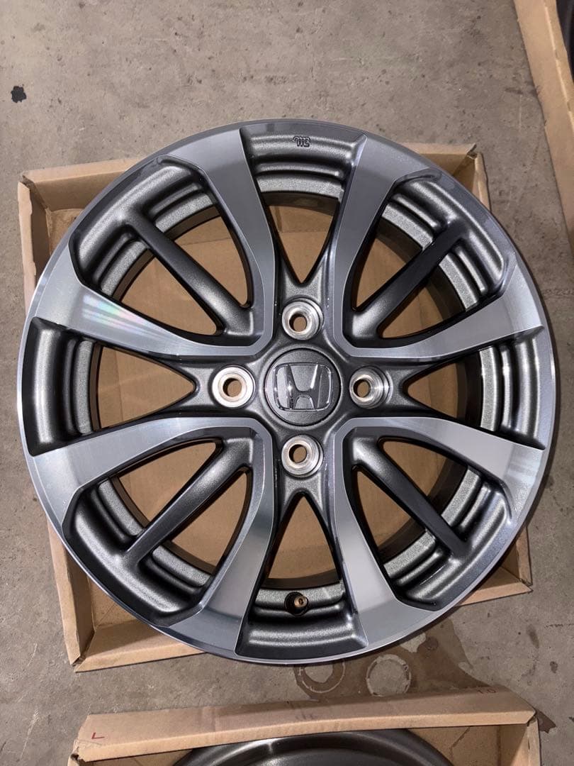 キティlove　アルミホイール4枚