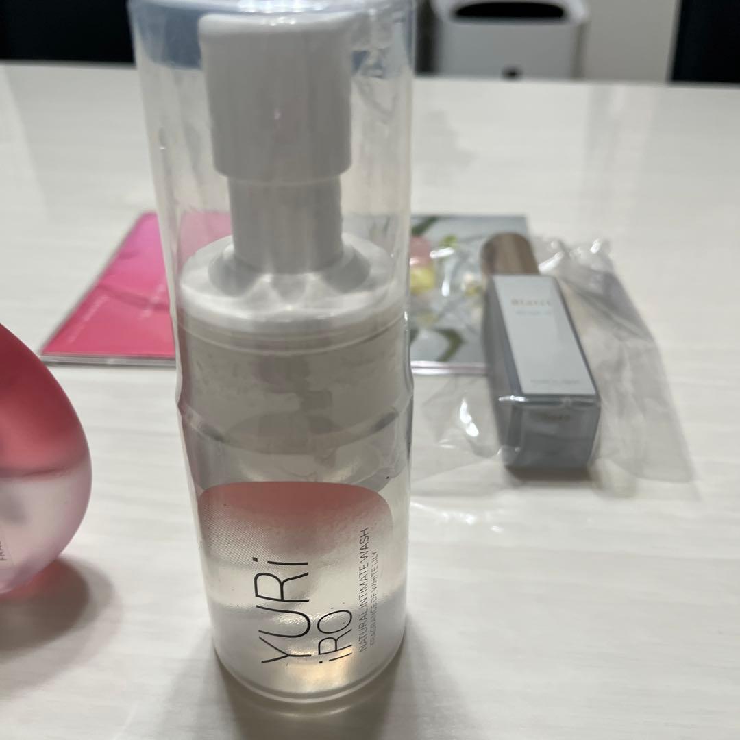 ユリイロボディオイル & ボディミスト&ヘアオイルセット