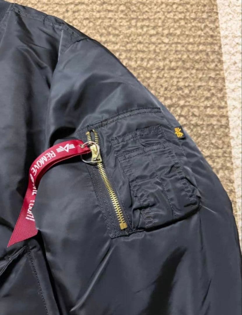 ALPHA INDUSTRIES M ブラック リバーシブル 短丈