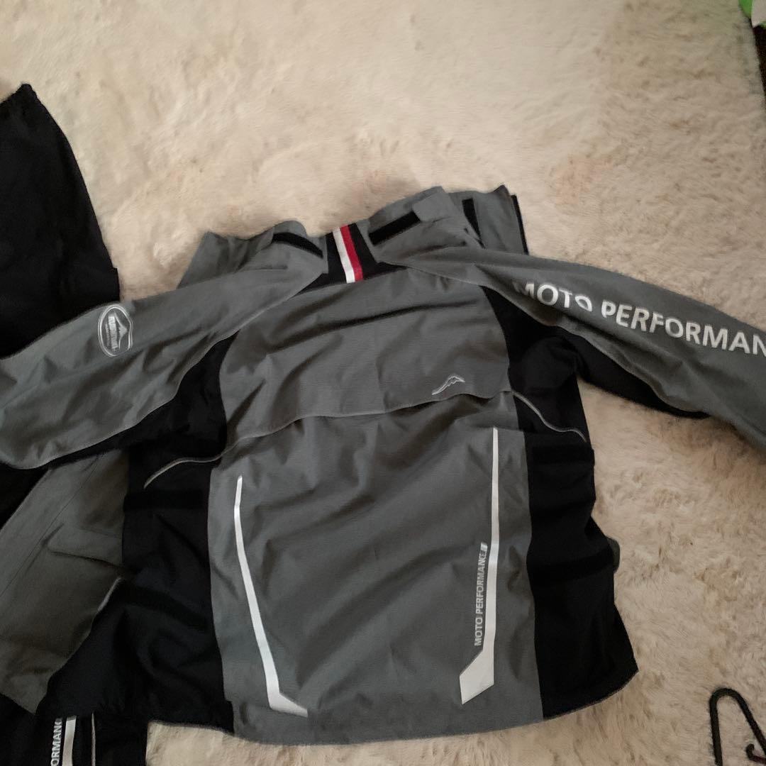 KUSHITANIバイク用雨具 上下セット グレーと黒Lサイズ