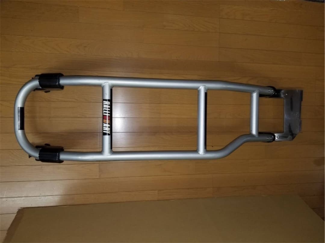 三菱　リアラダー