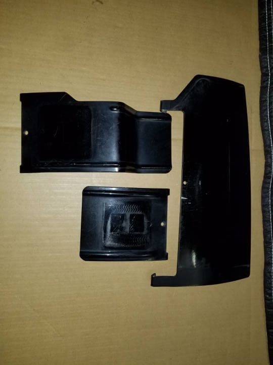 三菱　リアラダー