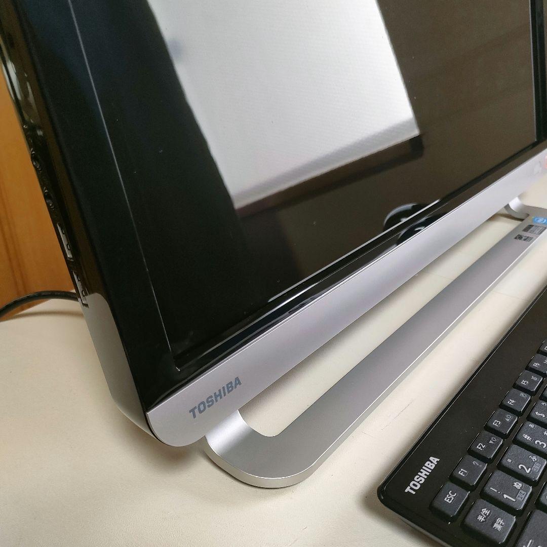 東芝 REGZA PC Core i7／Win11／Office2024／SSD