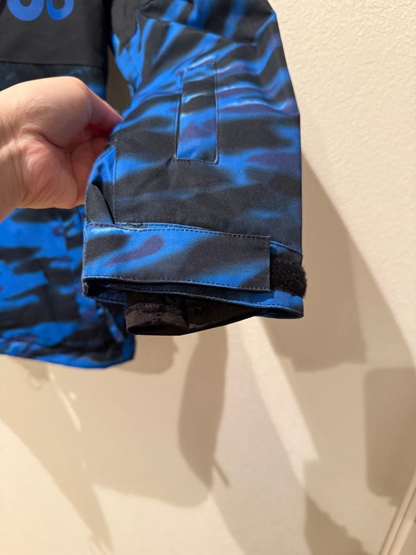 スノーボードウェア DC 青と黄色迷彩　140cm