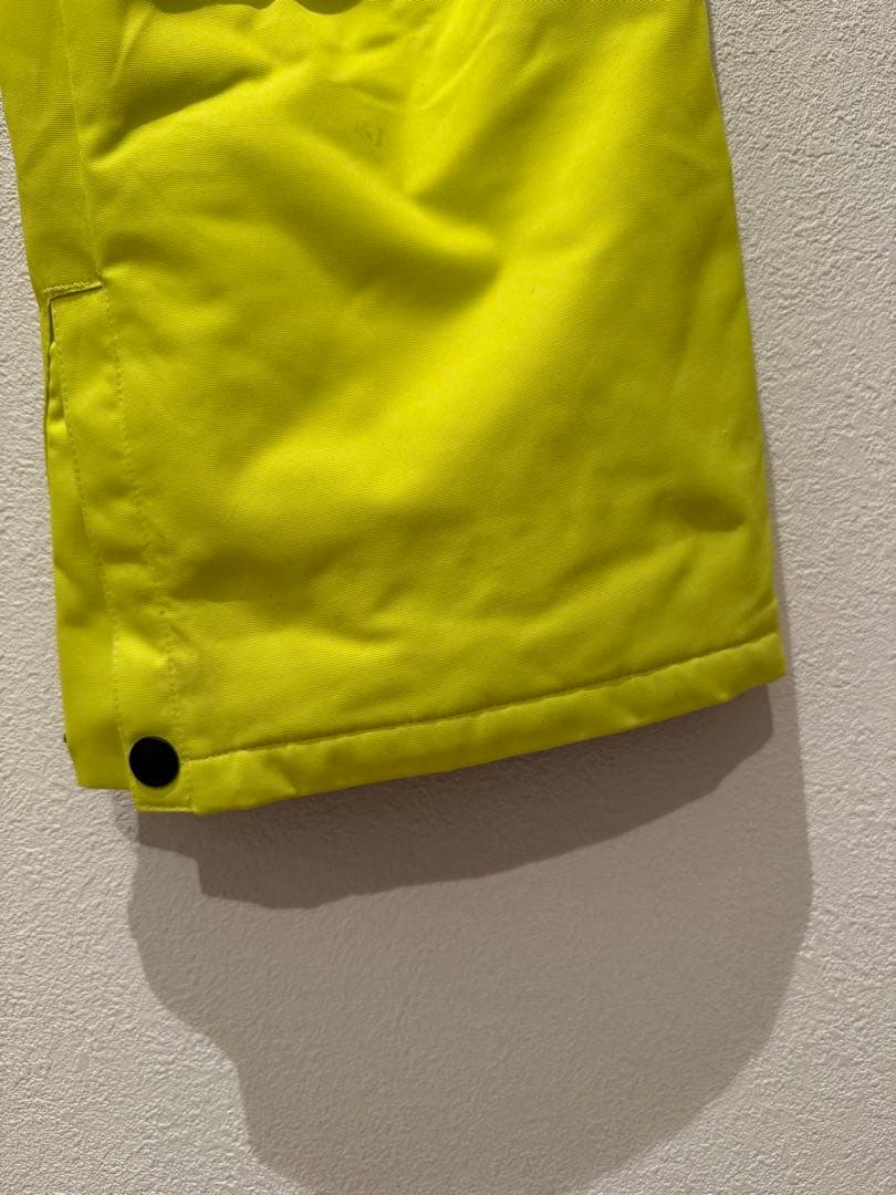 スノーボードウェア DC 青と黄色迷彩　140cm