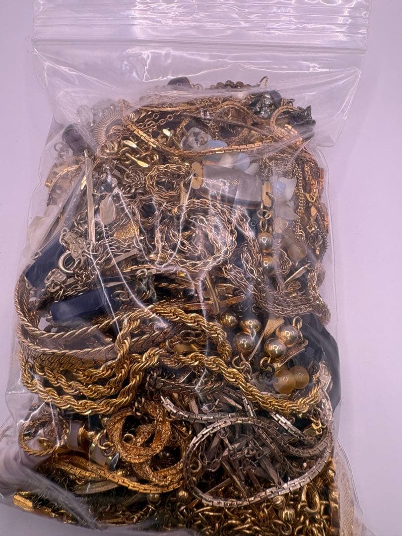 イミテーションアクセサリー 大量まとめ売り業者様歓迎 B7袋約20袋分
