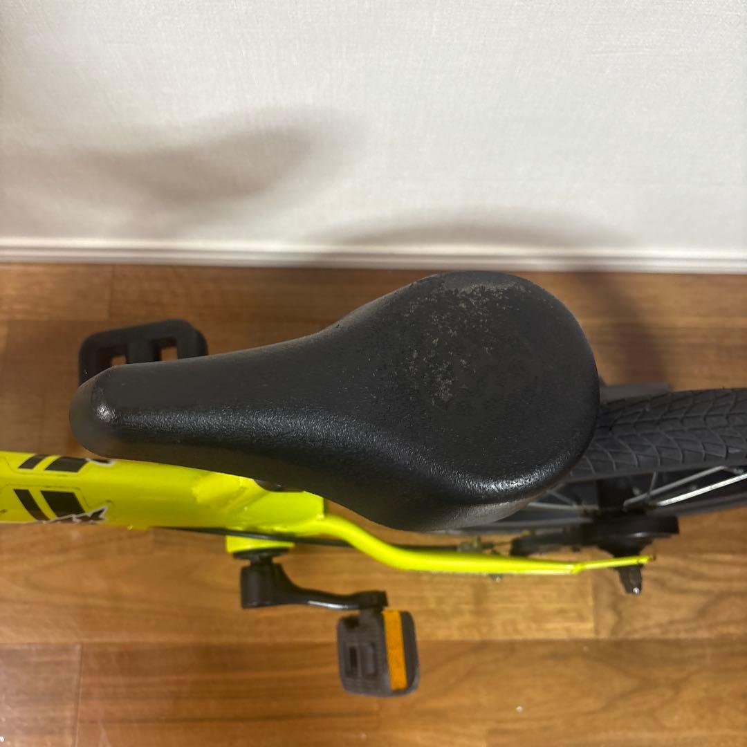 STRIDER ストライダー14X ライムイエロー　廃盤色