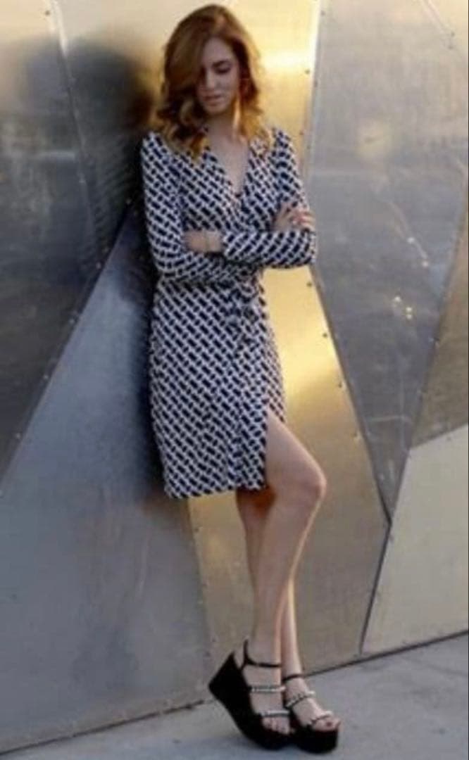 ダイアンフォンフォスティンバーグ　DVF チェーン柄　ラップワンピース