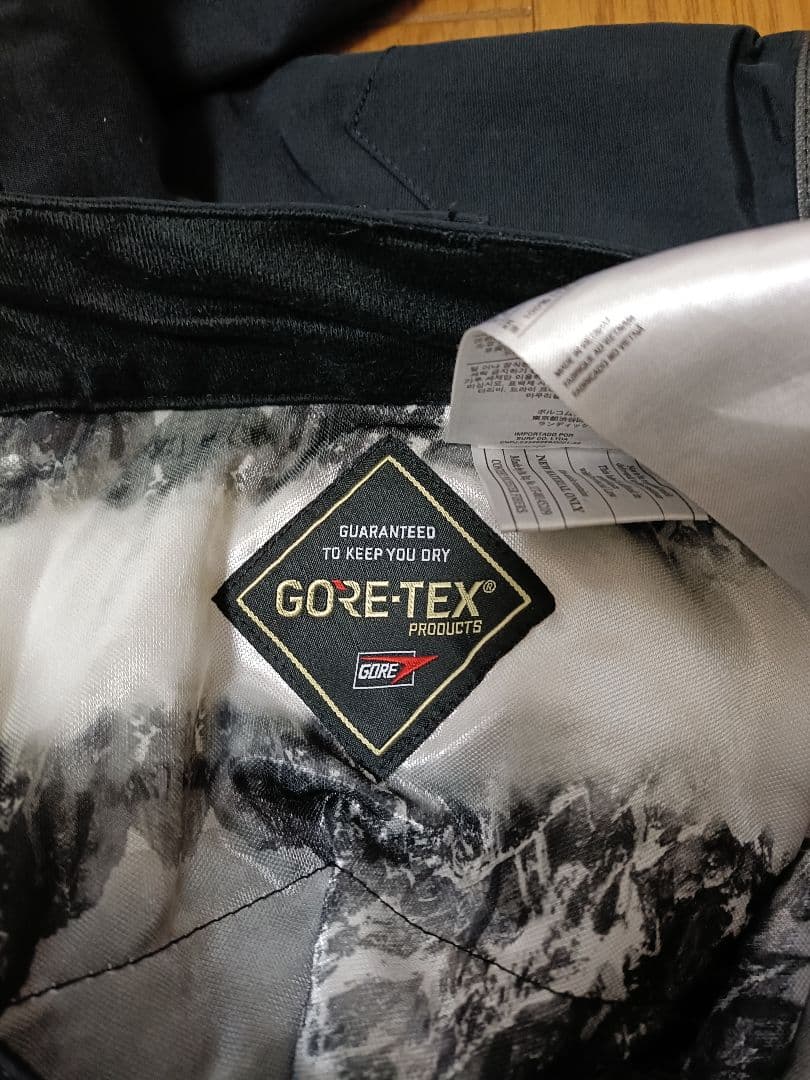 【VOLCOM】スノーボード撥水パンツ GORE-TEX