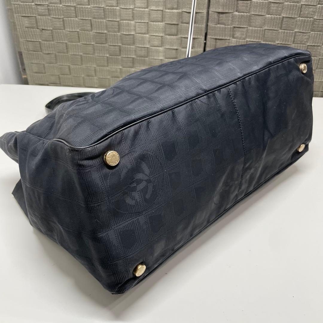 3*8様 CHANEL ニュートラベルラインMM トートバッグ