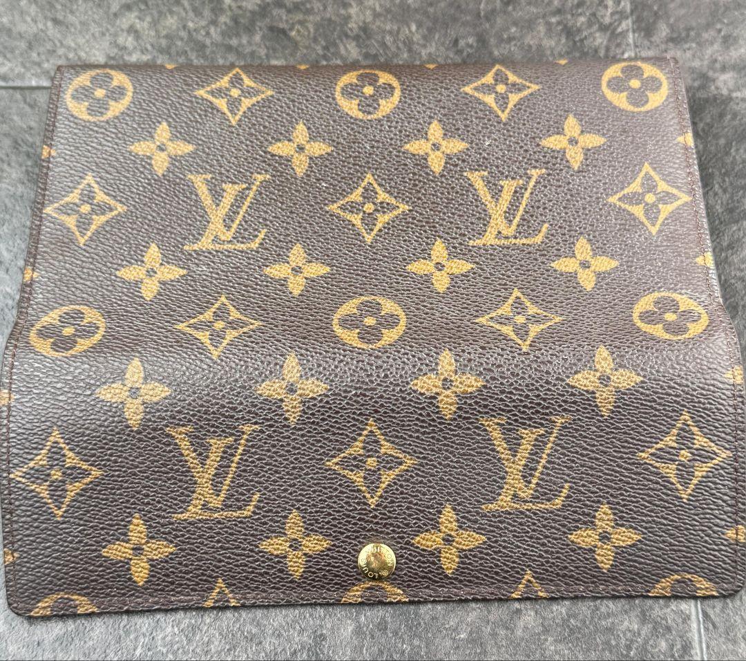 ルイヴィトン モノグラム柄 長財布