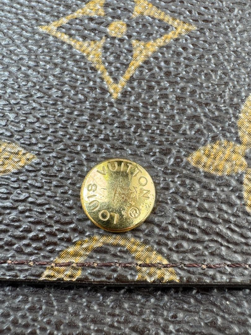 ルイヴィトン モノグラム柄 長財布