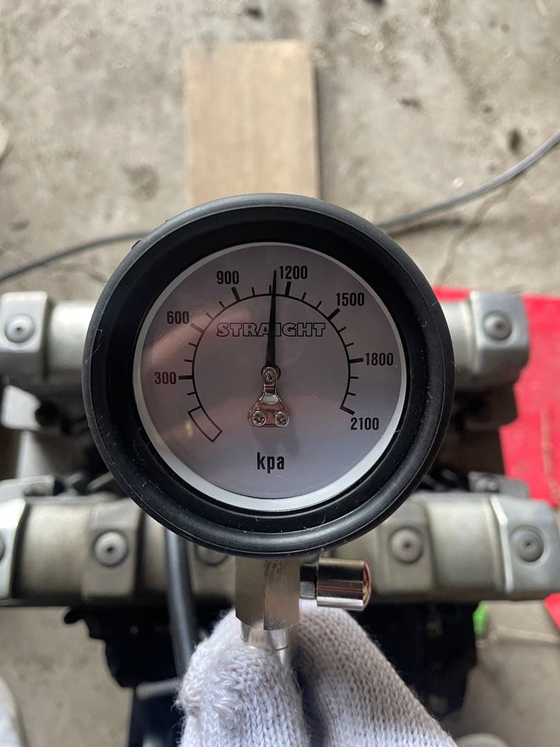 XJR400 4HM実働エンジン・高圧縮・全気筒11kpa前後・実測画像あり