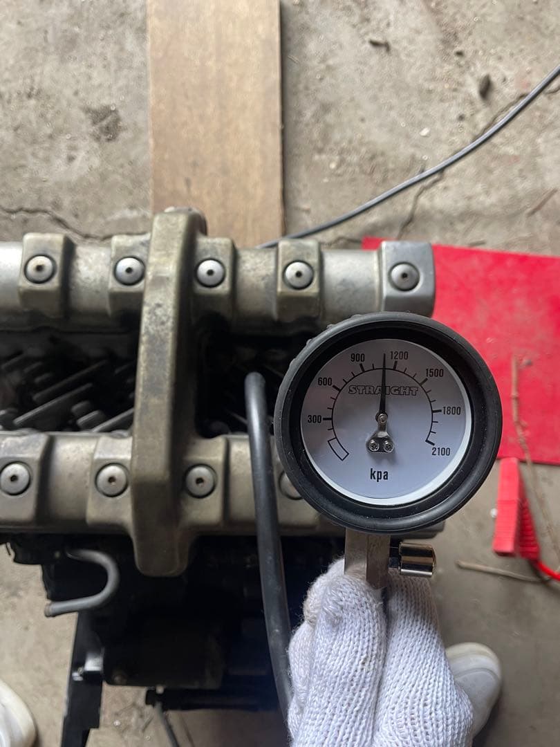 XJR400 4HM実働エンジン・高圧縮・全気筒11kpa前後・実測画像あり