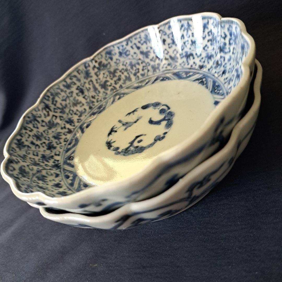 「大人気！花唐草の競演」古伊万里皿(直径14cm)2客セット [オマケ付き]骨