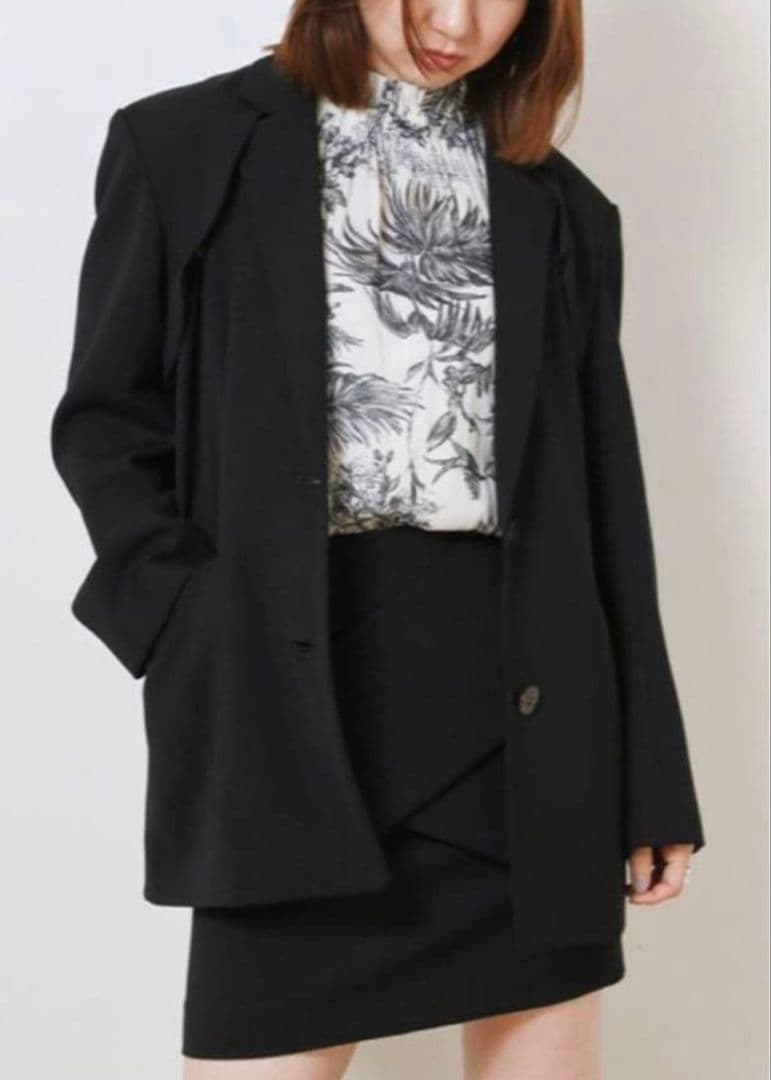 希少‼️美品★人気★FRAY ID カットアウトテーラード ジャケット ブラック